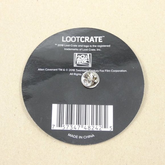 FREE ADD ON WITH PURCHASE Alien Covenant Loot Crate Facehugger Pin - Picture 2 of 4